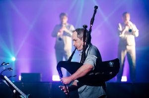 8 sonneurs pour Philip Glass - Erwan Keravec